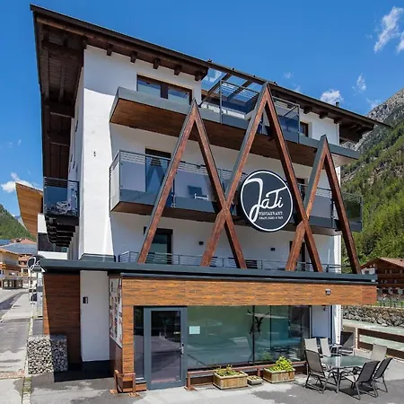 Haus Fender * Solden